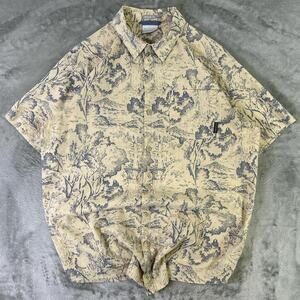Columbia button-up wilderness regular fit aop short sleeve shirt size Small